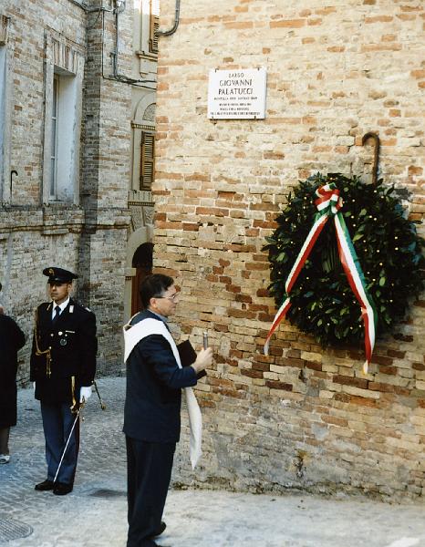 img008.jpg